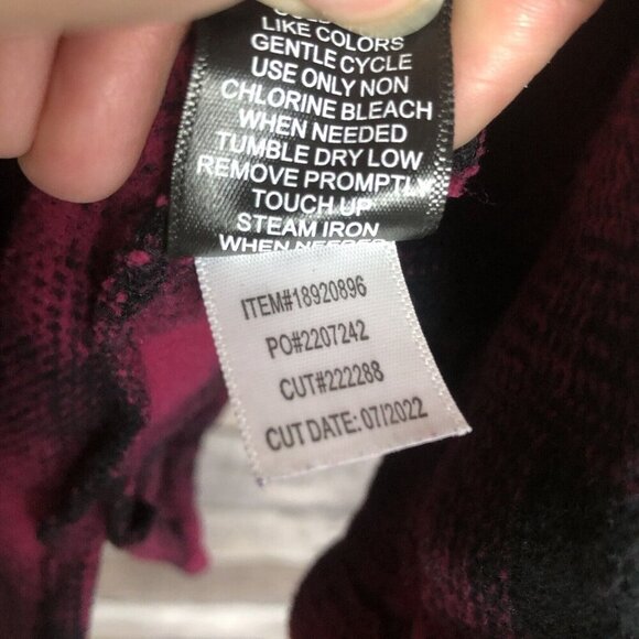 Torrid Pink & Black Plaid Flannel Shacket Shirt Jacket Size 2 2X - Picture 5 of 9